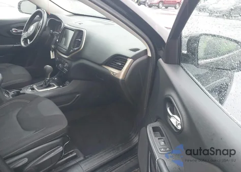 2015 Jeep Cherokee Latitude из США, поврежденный, VIN 1C4PJMCS6FW795514